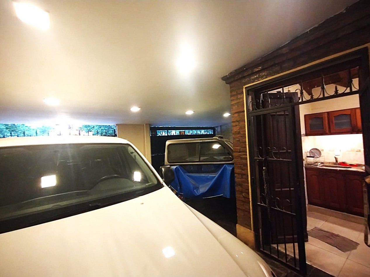 CASA EN VENTA EN BARRIO SUR LAVALLE AL 1200