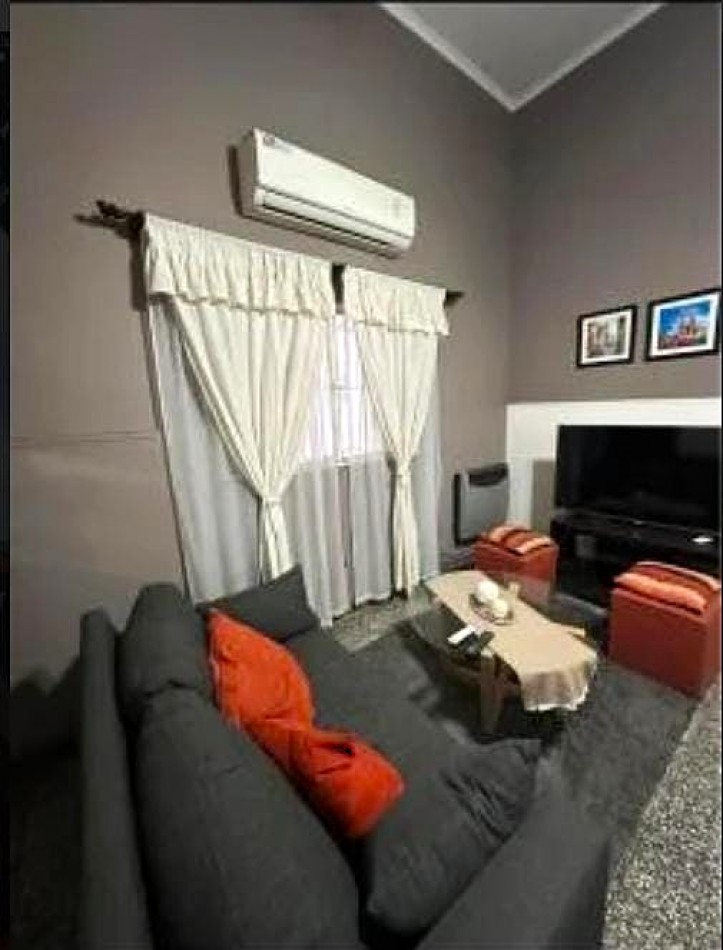 OPORTUNIDAD! HERMOSA CASA PH CRISOSTOMO 100