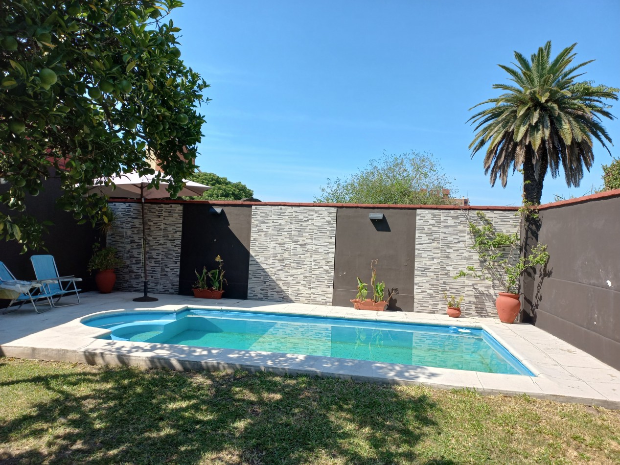 OPORTUNIDAD! HERMOSA CASA PH CRISOSTOMO 100