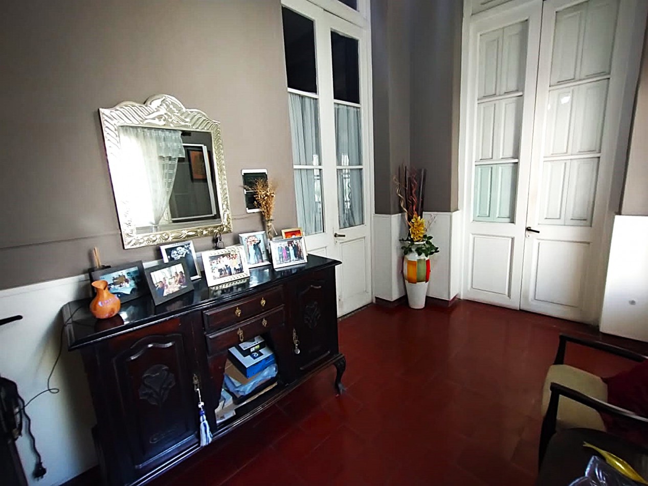 OPORTUNIDAD! HERMOSA CASA PH CRISOSTOMO 100
