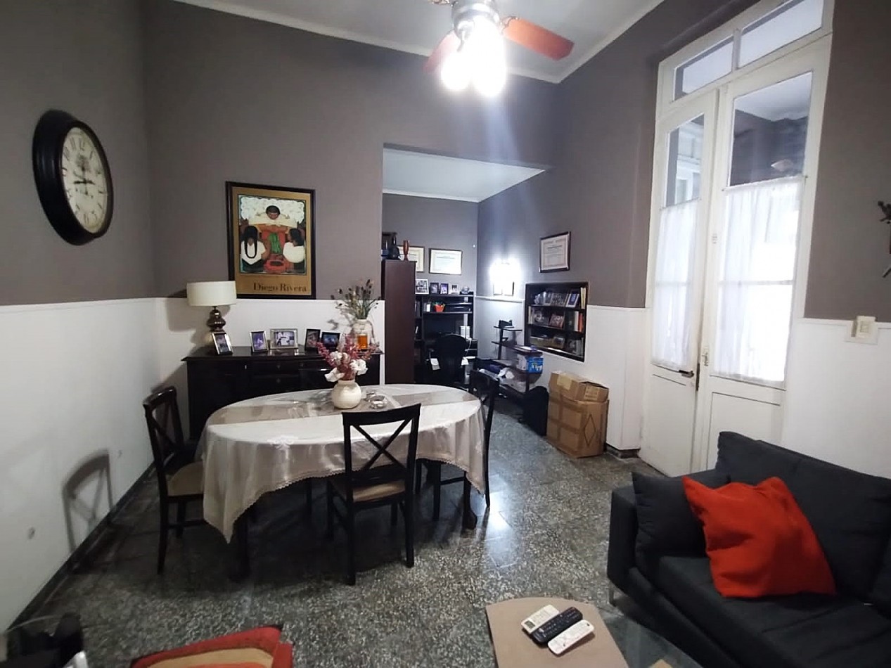 OPORTUNIDAD! HERMOSA CASA PH CRISOSTOMO 100