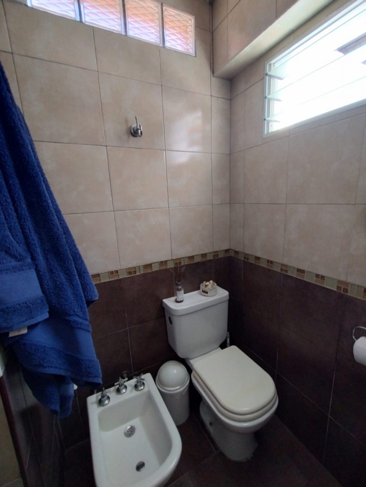 OPORTUNIDAD! HERMOSA CASA PH CRISOSTOMO 100