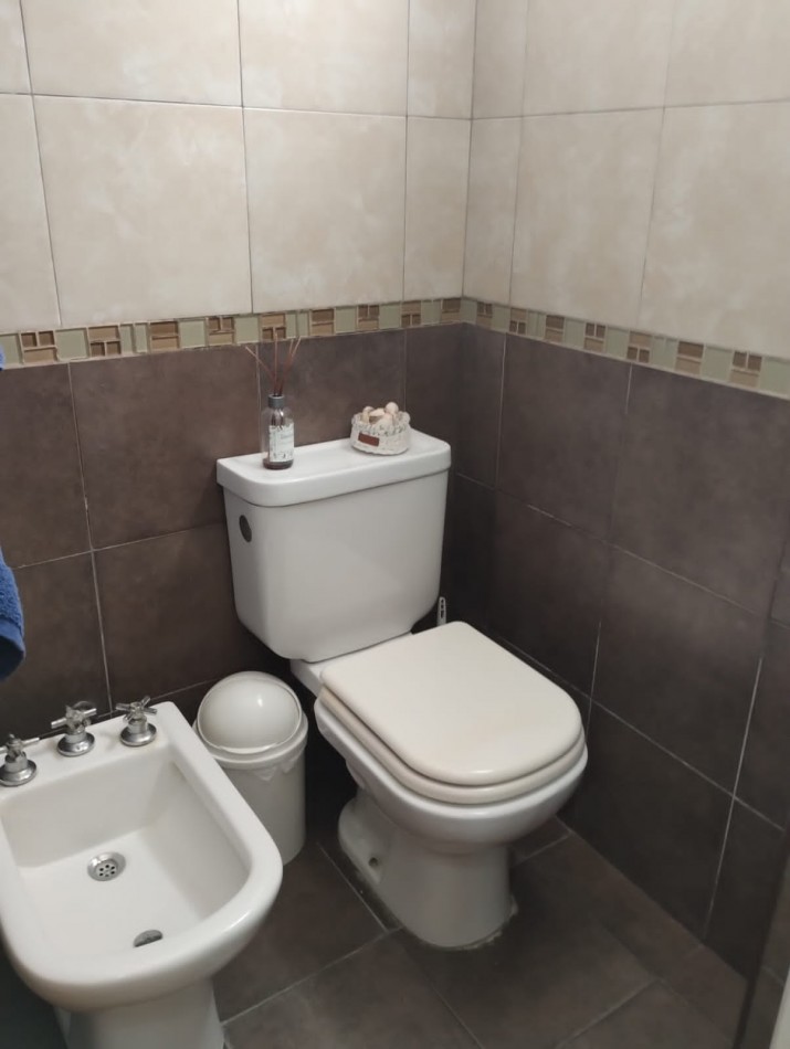 OPORTUNIDAD! HERMOSA CASA PH CRISOSTOMO 100