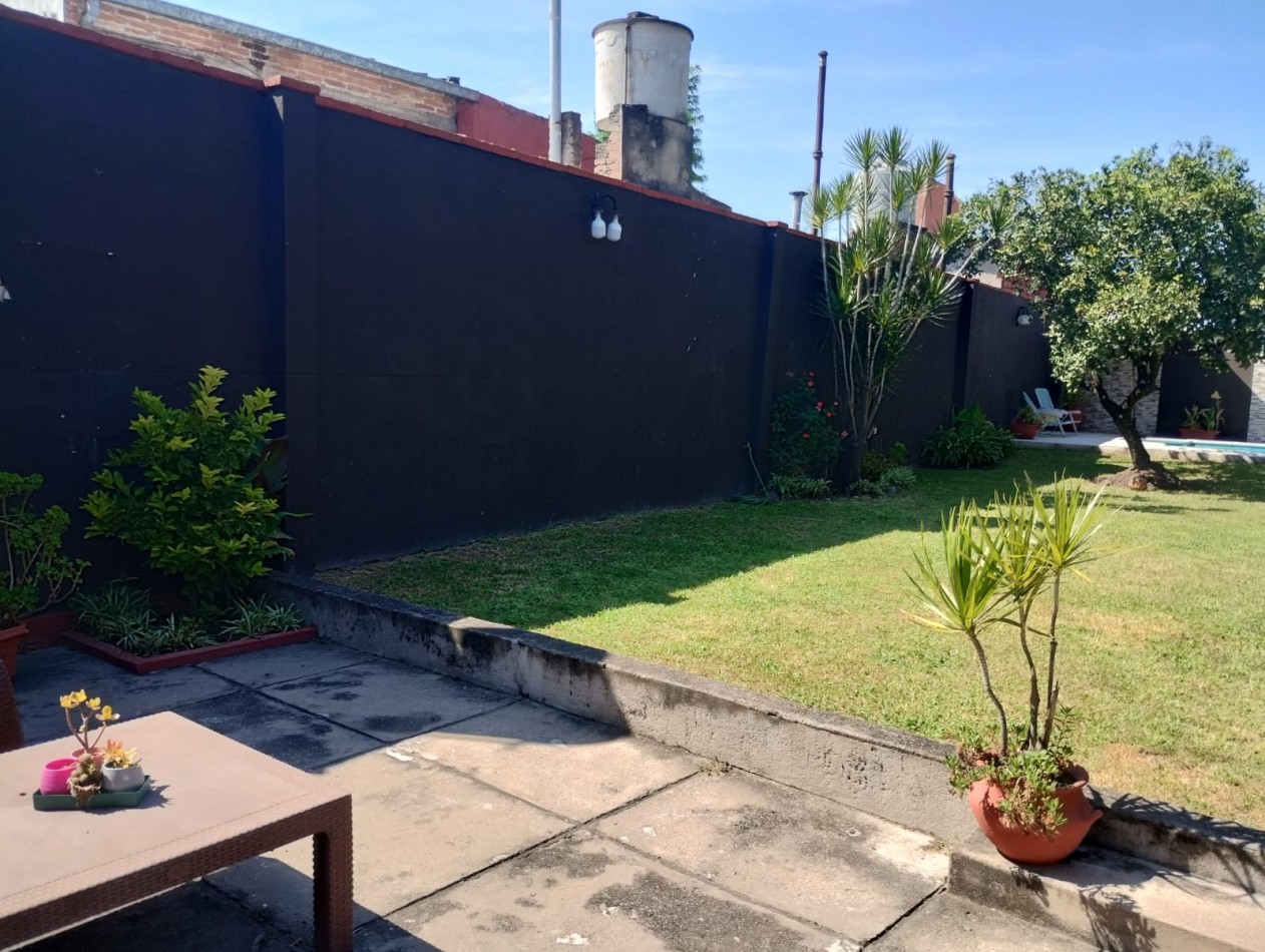 OPORTUNIDAD! HERMOSA CASA PH CRISOSTOMO 100
