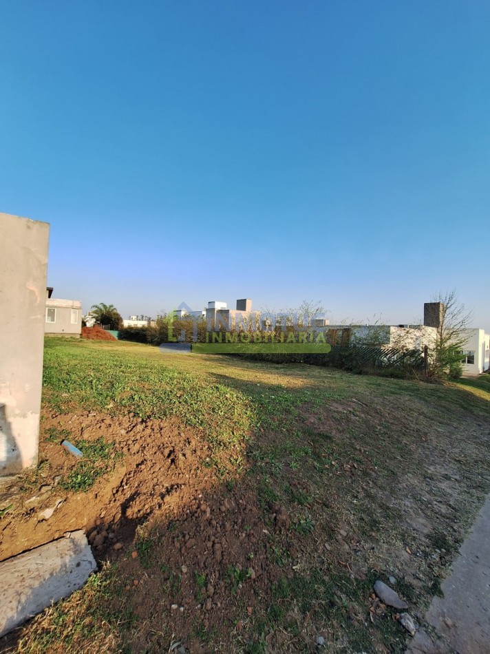 TERRENO CENTRAL - FINCAS DEL MANANTIAL BARRIO PRIVADO