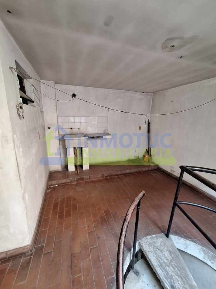 VENTA O ALQUILER CASA 4 DORM  - BARRIO SUR - LAS HERAS  AL 200 