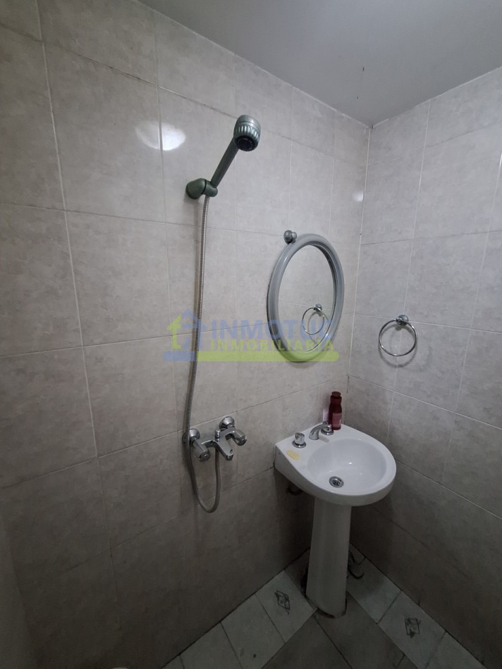 CASA BARRIO SUR - LAS HERAS AL 200 - 3 DORM. 5 BAÑOS - COCHERA