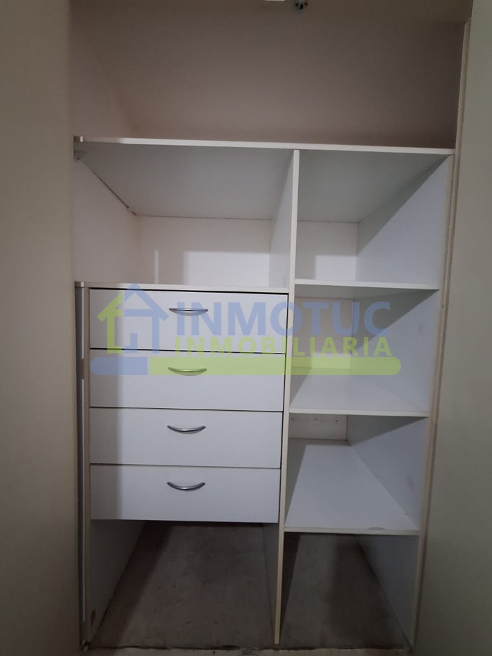 DEPARTAMENTO CON PATIO SANTIAGO AL 900