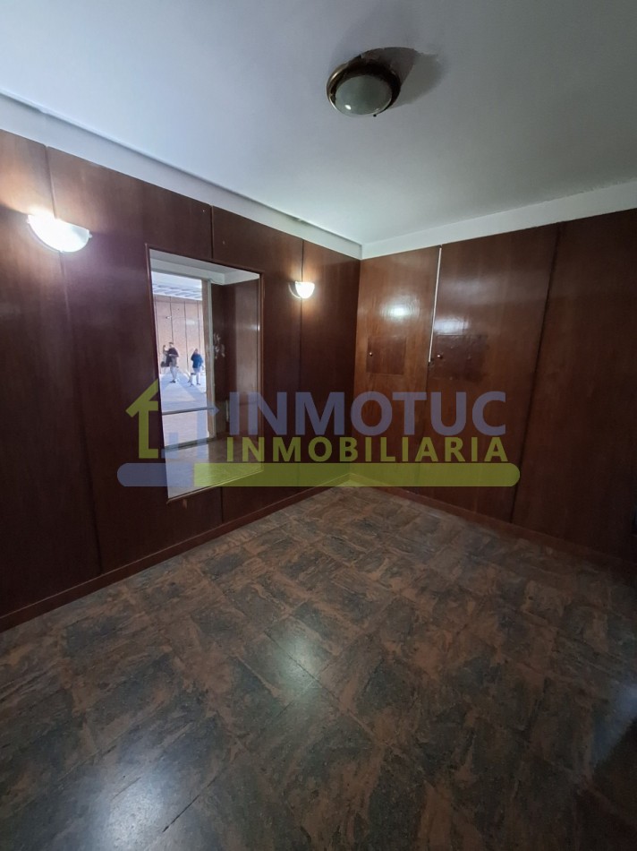 24 DE SEPTIEMBRE AL 600 (MICROCENTRO) DEPARTAMENTO 3 DORMITORIOS + DEPENDENCIA DE SERVICIOS - 3 BAÑOS