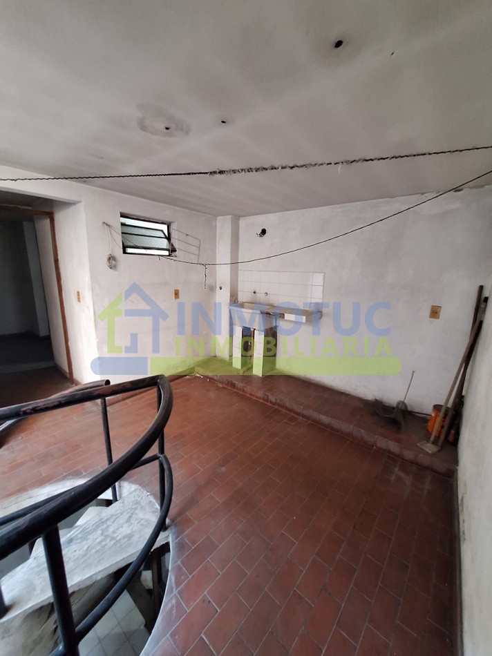 VENTA O ALQUILER CASA 4 DORM  - BARRIO SUR - LAS HERAS  AL 200 