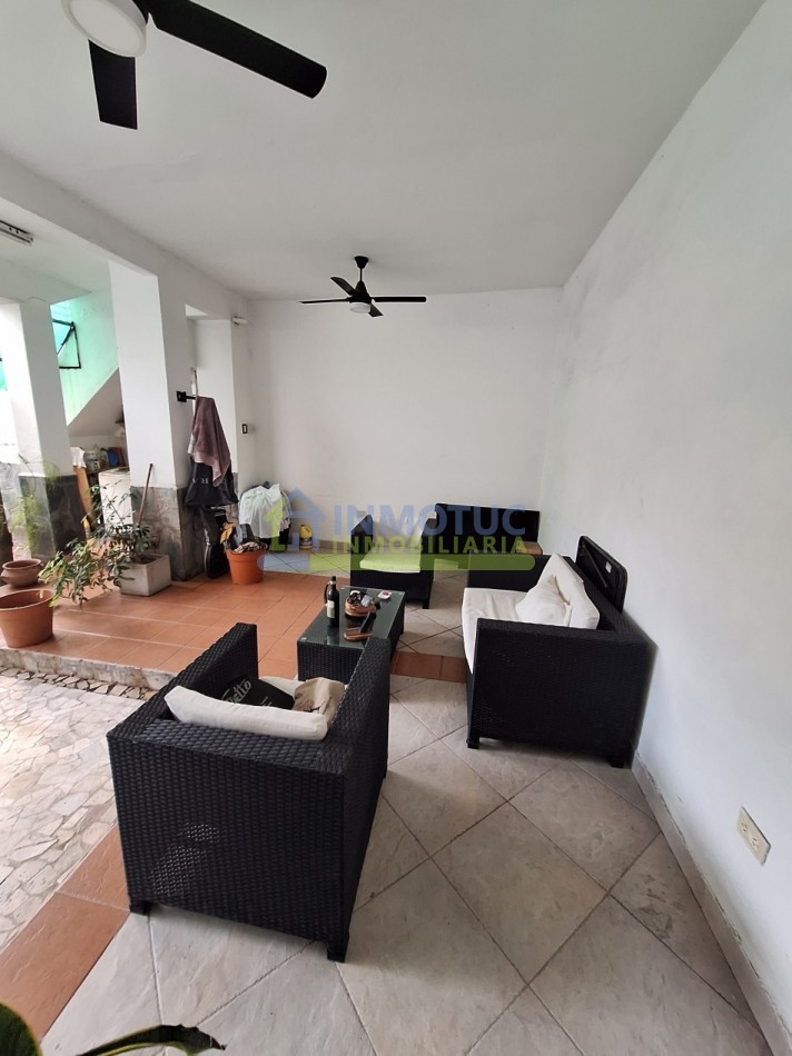 CASA BARRIO SUR - LAS HERAS AL 200 - 3 DORM. 5 BAÑOS - COCHERA