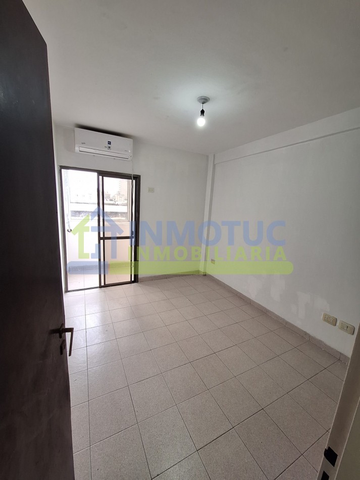 ALQUILER DEPARTAMENTO DE 1 DORMITORIO CON BALCON - LAVADERO - CRISOSTOMO ALVAREZ 300 - CENTRO 
