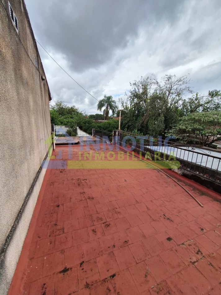 Casa - Corrientes al 2700 - 4 Dorm. - 3 Baños - Sup. Construida 291 m²