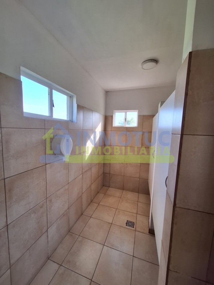 COUNTRY VILAGO - LOTE PERIMETRAL 700M2 APROX