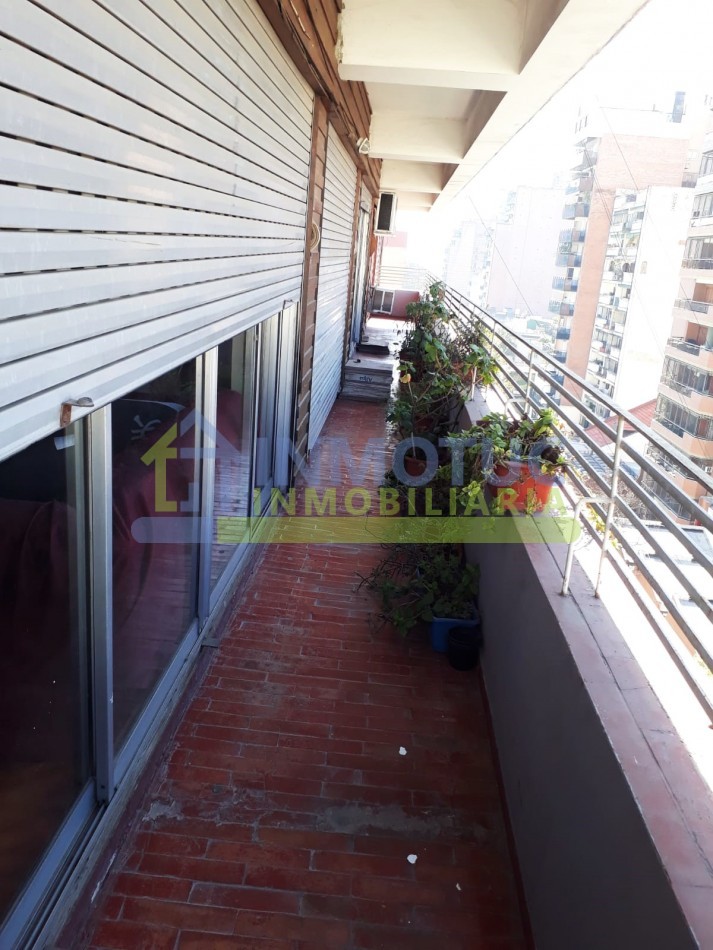 25 DE MAYO Y CORRIENTES - DPTO 4 DORM. 3 BAÑOS - APTO CREDITO HIP. - BARRIO NORTE