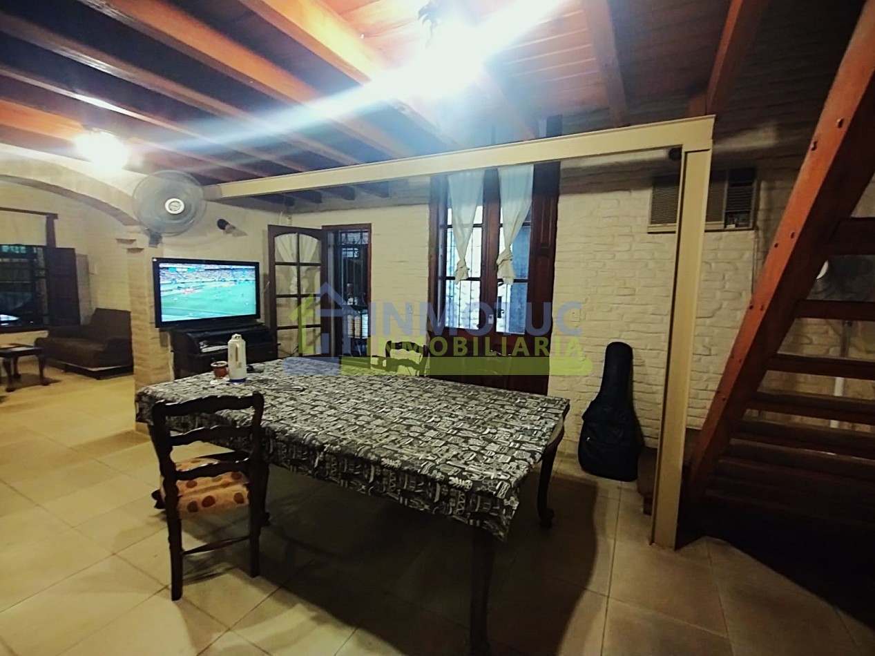 CASA EN VENTA EN BARRIO SUR LAVALLE AL 1200 