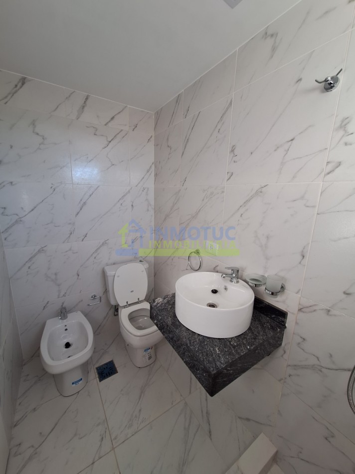 DEPARTAMENTO 2 DORMITORIOS CON BALCON - A ESTRENAR - RONDEAU 800 - BARRIO SUR