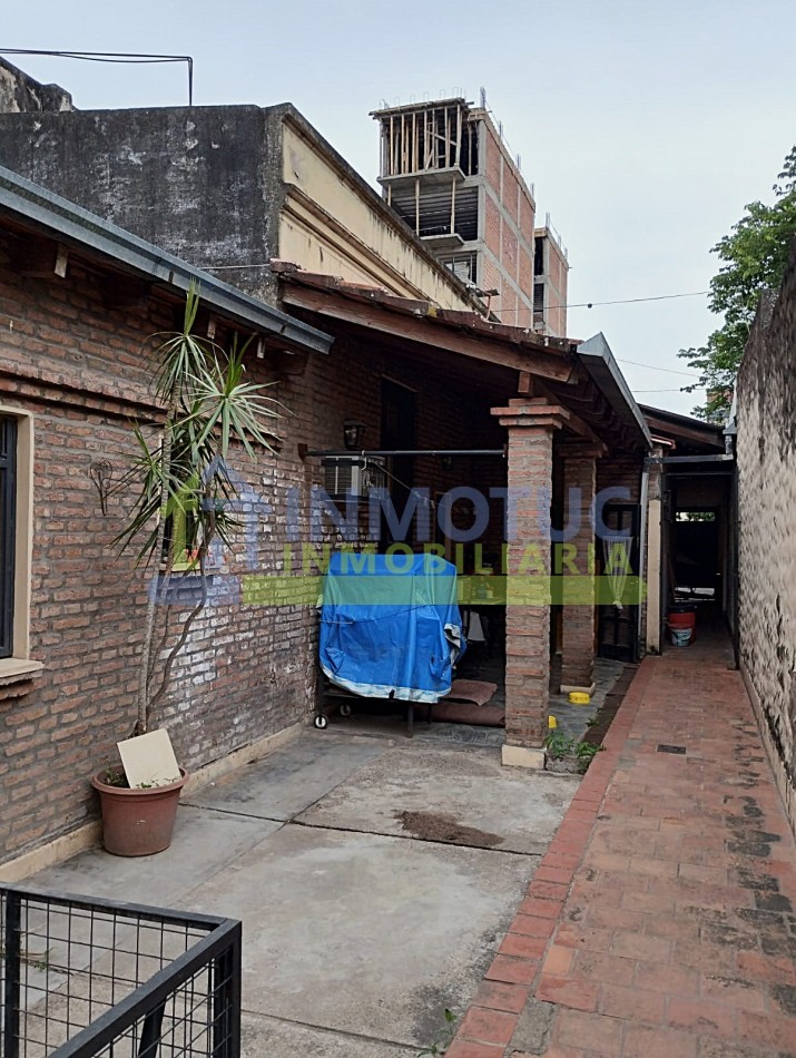 CASA EN VENTA EN BARRIO SUR LAVALLE AL 1200 