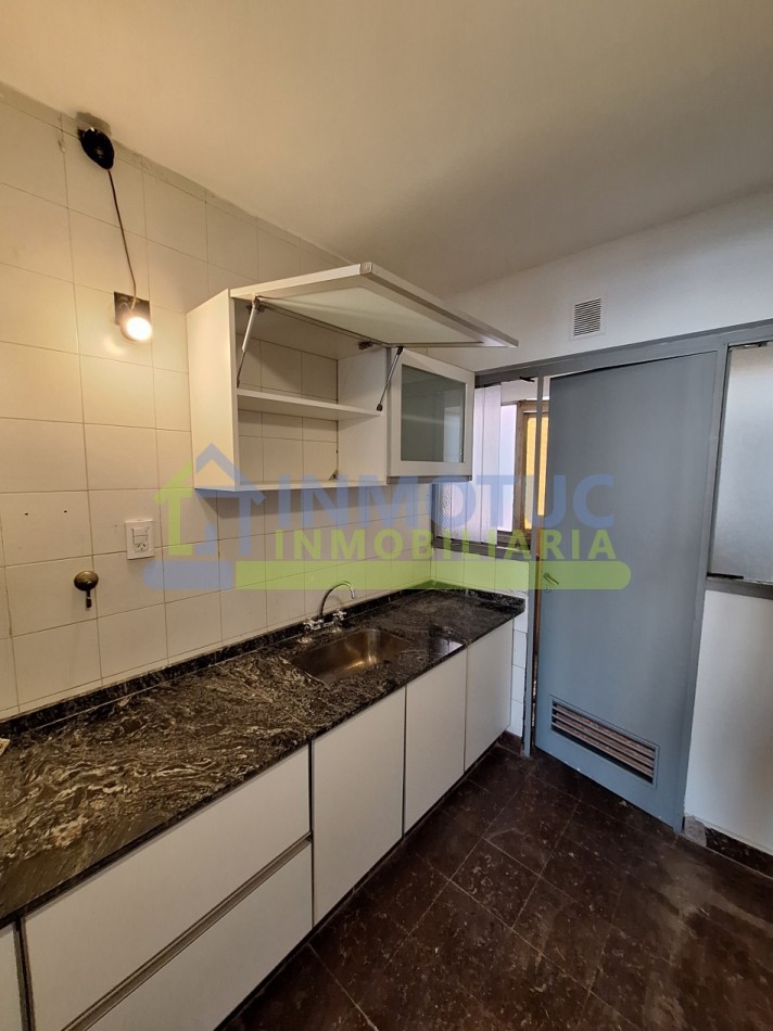 DEPARTAMENTO MICROCENTRO 2 DORM. 2 BAÑOS DEP. SERVICIO