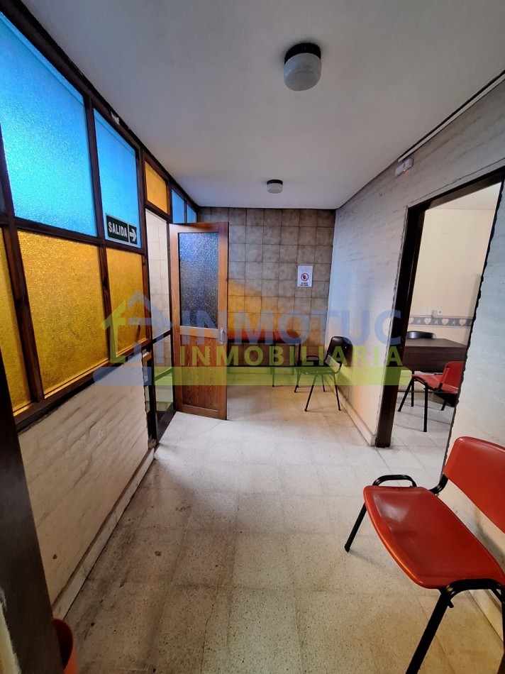 OPORTUNIDAD! CENTRO MEDICO EN VENTA PARA INVERSIONISTAS - BARRIO SUR (ALT. 24 DE SEPTIEMBRE 1000)