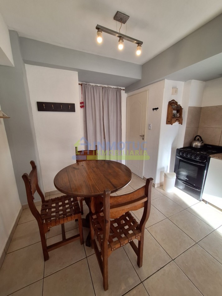 MONOAMBIENTE AV. NICOLAS AVELLANEDA 400 AMOBLADO CON BALCON - EN VENTA  