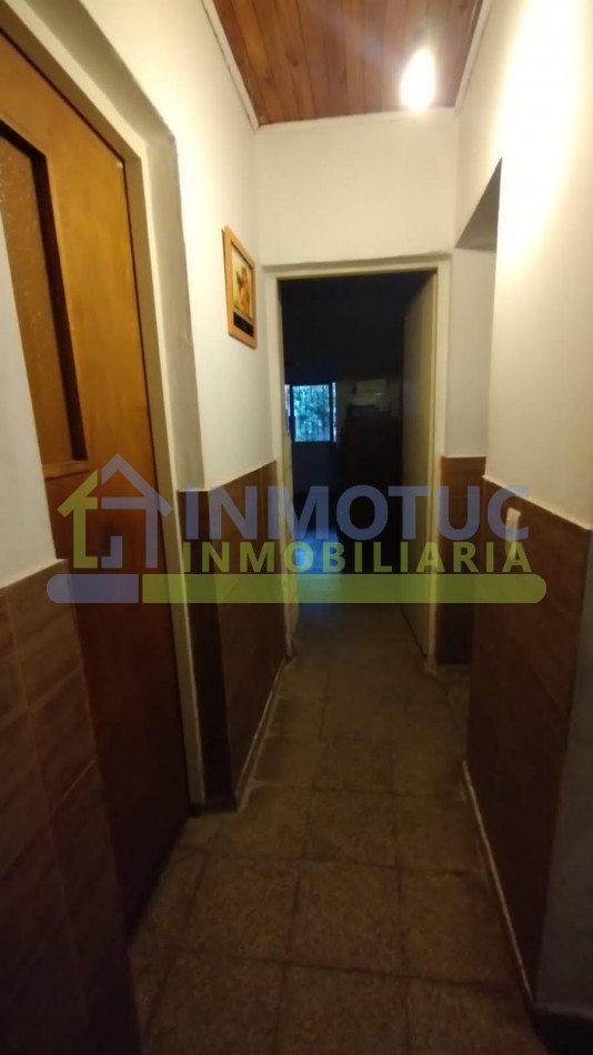 CASA 4 DORM. VILLA CARMELA - BARRIO ISLAS MALVINAS