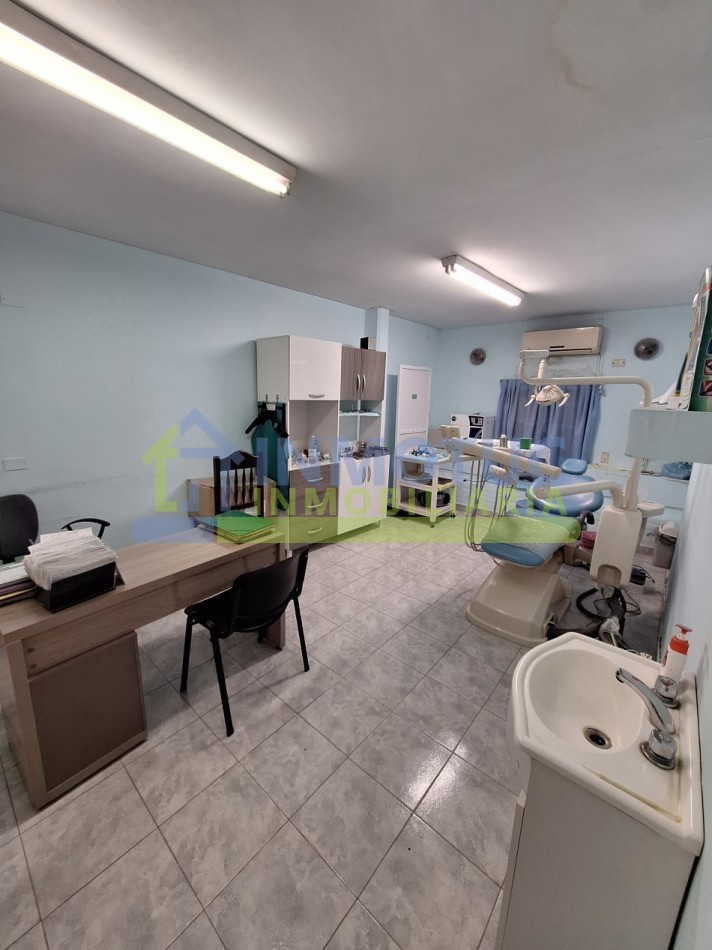 OPORTUNIDAD! CENTRO MEDICO EN VENTA PARA INVERSIONISTAS - BARRIO SUR (ALT. 24 DE SEPTIEMBRE 1000)