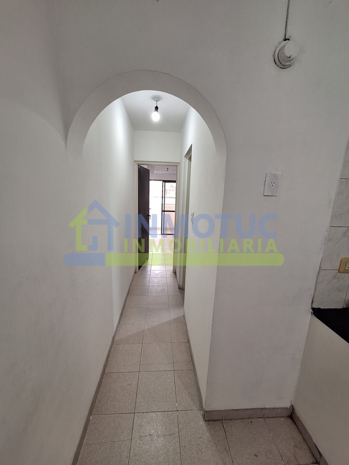 ALQUILER DEPARTAMENTO DE 1 DORMITORIO CON BALCON - LAVADERO - CRISOSTOMO ALVAREZ 300 - CENTRO 