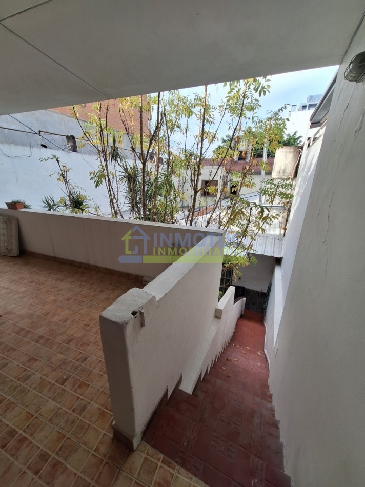 CASA BARRIO SUR - LAS HERAS AL 200 - 3 DORM. 5 BAÑOS - COCHERA
