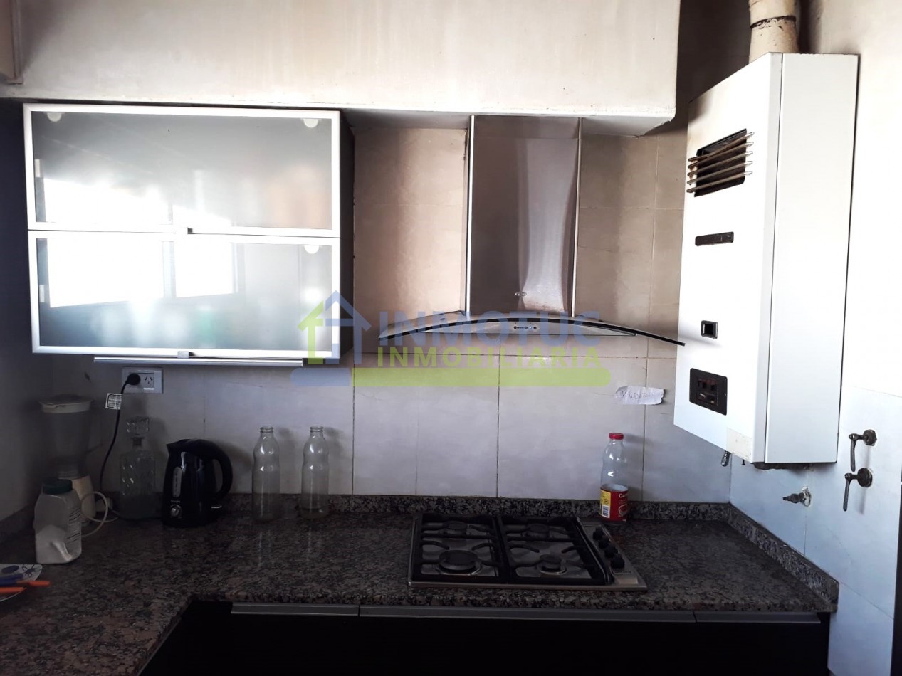 25 DE MAYO Y CORRIENTES - DPTO 4 DORM. 3 BAÑOS - APTO CREDITO HIP. - BARRIO NORTE