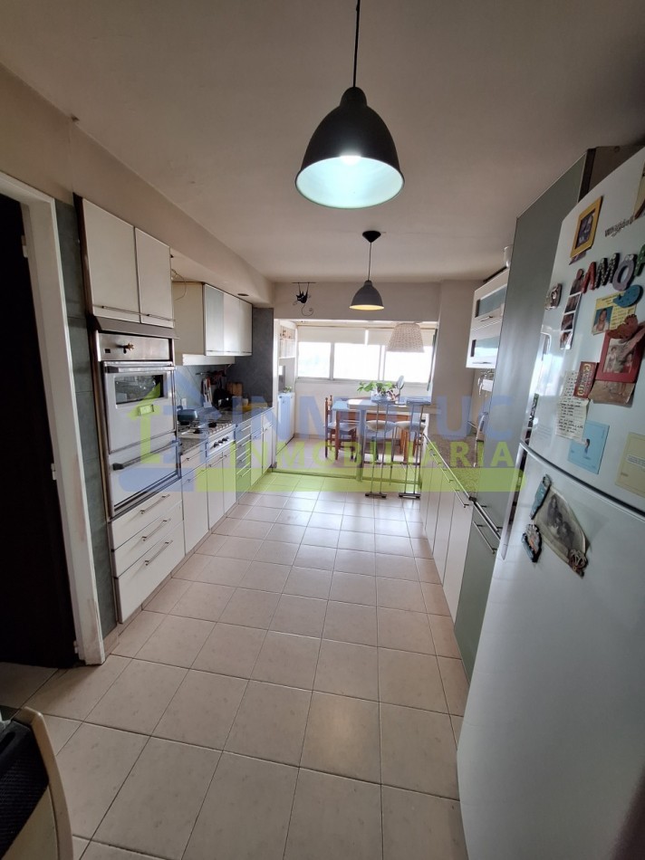 24 DE SEPTIEMBRE AL 600 (MICROCENTRO) DEPARTAMENTO 3 DORMITORIOS + DEPENDENCIA DE SERVICIOS - 3 BAÑOS