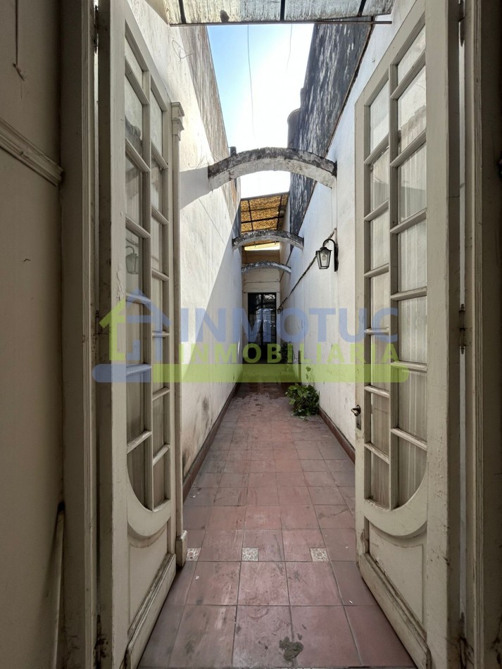 VENTA O ALQUILER CASA 4 DORM  - BARRIO SUR - LAS HERAS  AL 200 