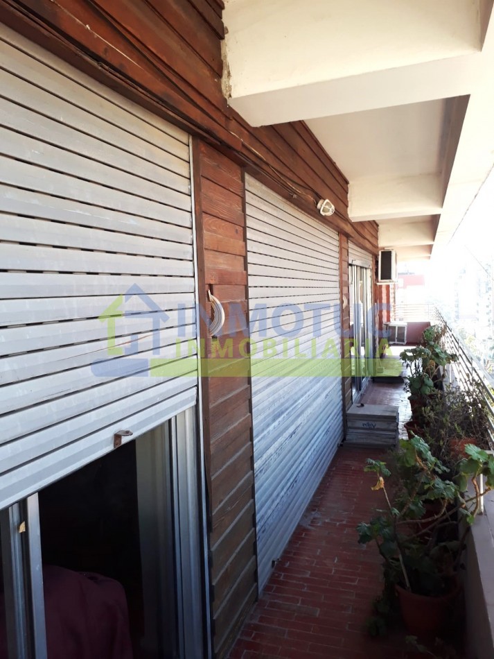 25 DE MAYO Y CORRIENTES - DPTO 4 DORM. 3 BAÑOS - APTO CREDITO HIP. - BARRIO NORTE
