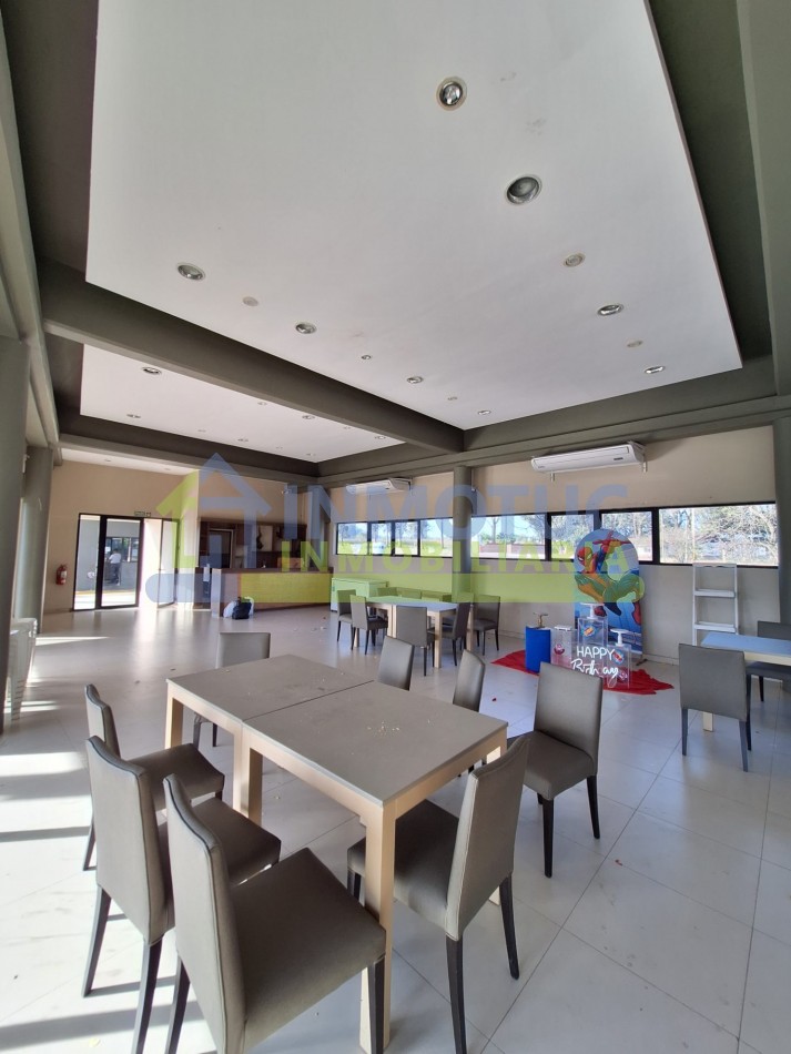 COUNTRY VILAGO - LOTE PERIMETRAL 700M2 APROX