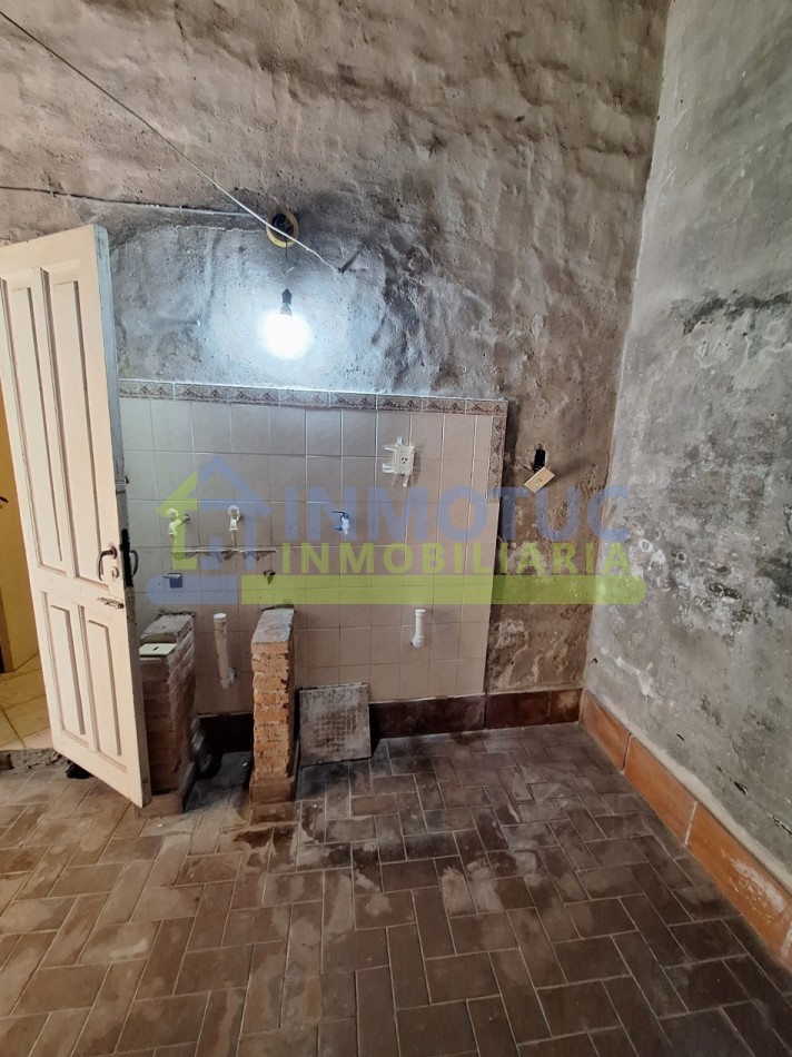 VENTA O ALQUILER CASA 4 DORM  - BARRIO SUR - LAS HERAS  AL 200 