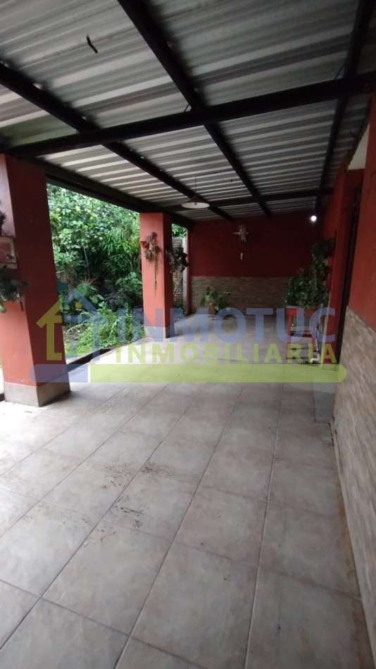 CASA 4 DORM. VILLA CARMELA - BARRIO ISLAS MALVINAS