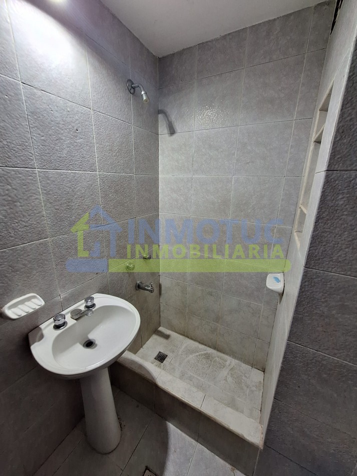 ALQUILER DEPARTAMENTO DE 1 DORMITORIO CON BALCON - LAVADERO - CRISOSTOMO ALVAREZ 300 - CENTRO 