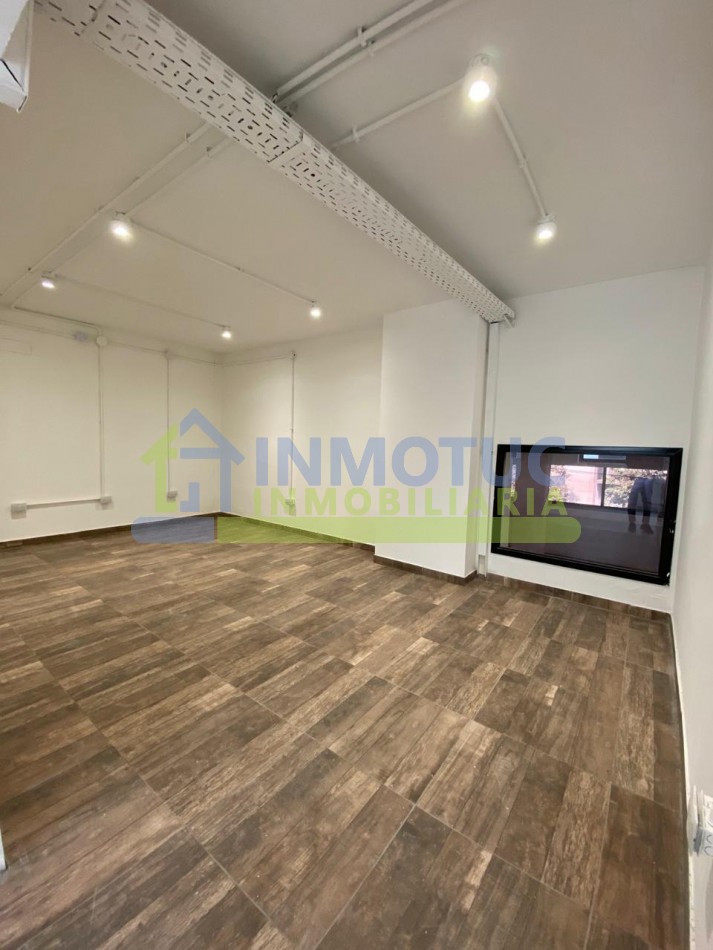 ALQUILER DE EDIFICIO DE CONSULTORIOS/OFICINAS - USOS MULTIPLES - GRAL PAZ 381