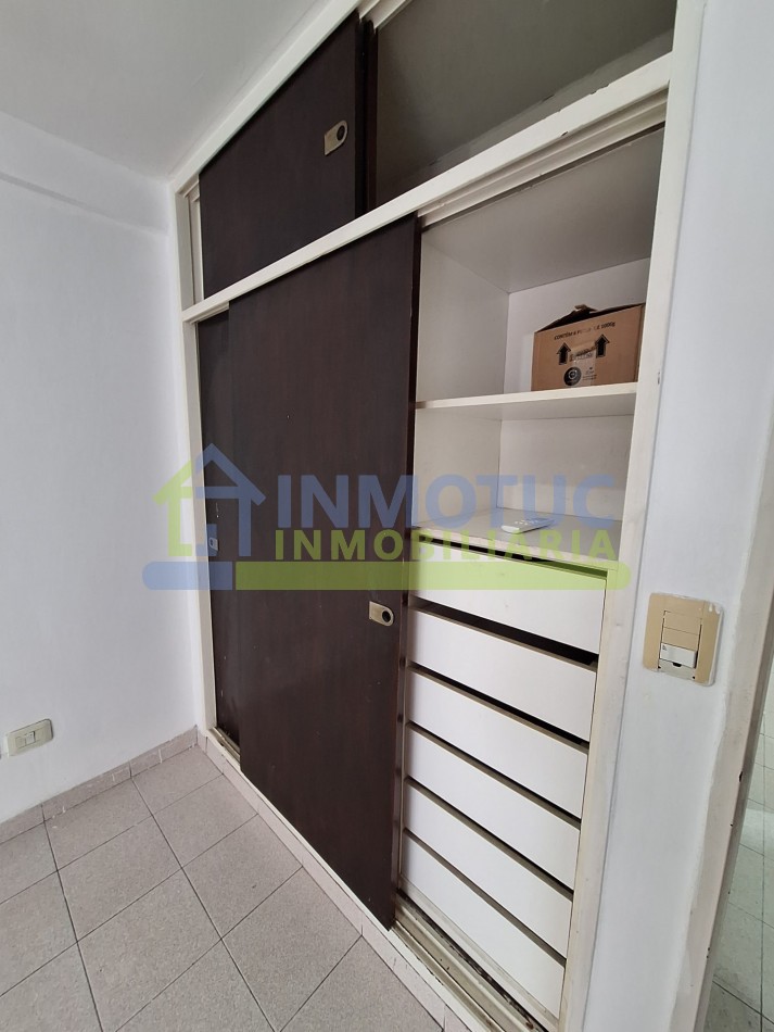 ALQUILER DEPARTAMENTO DE 1 DORMITORIO CON BALCON - LAVADERO - CRISOSTOMO ALVAREZ 300 - CENTRO 
