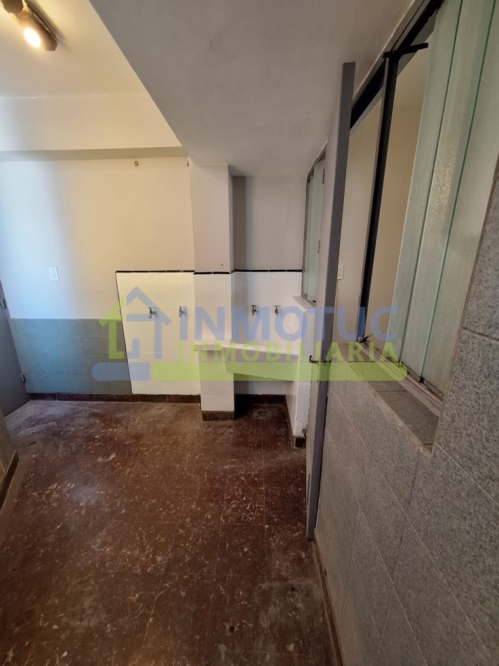 DEPARTAMENTO MICROCENTRO 2 DORM. 2 BAÑOS DEP. SERVICIO