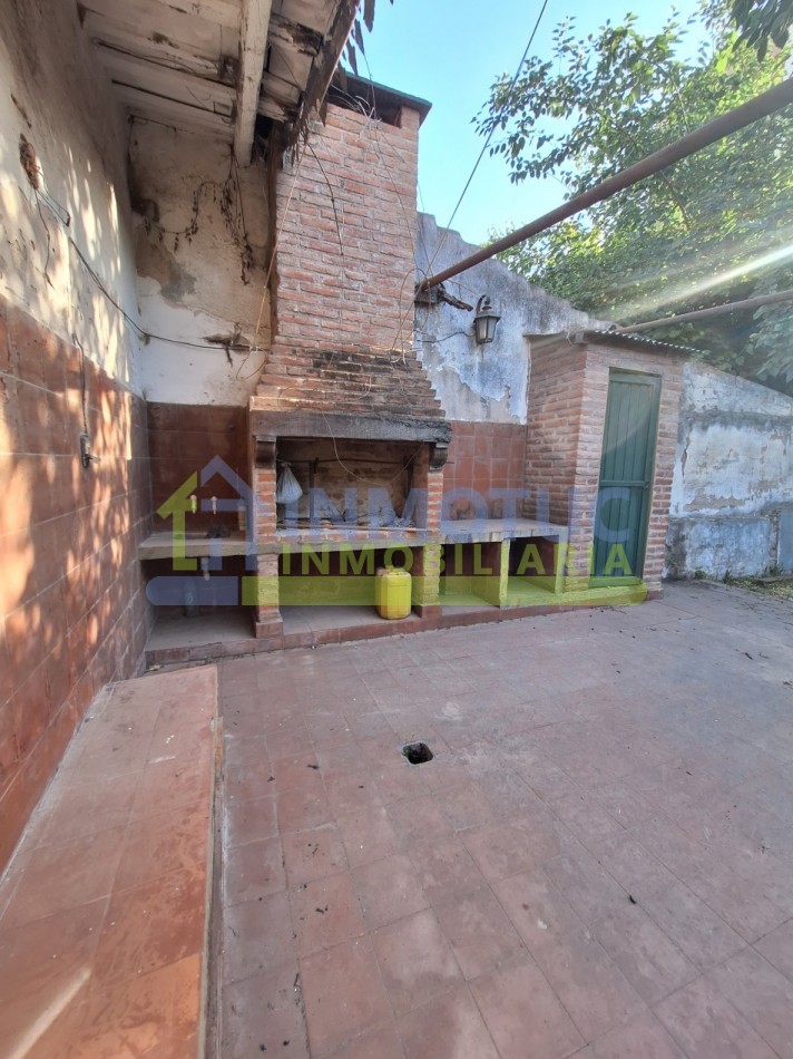 VENTA O ALQUILER CASA 4 DORM  - BARRIO SUR - LAS HERAS  AL 200 