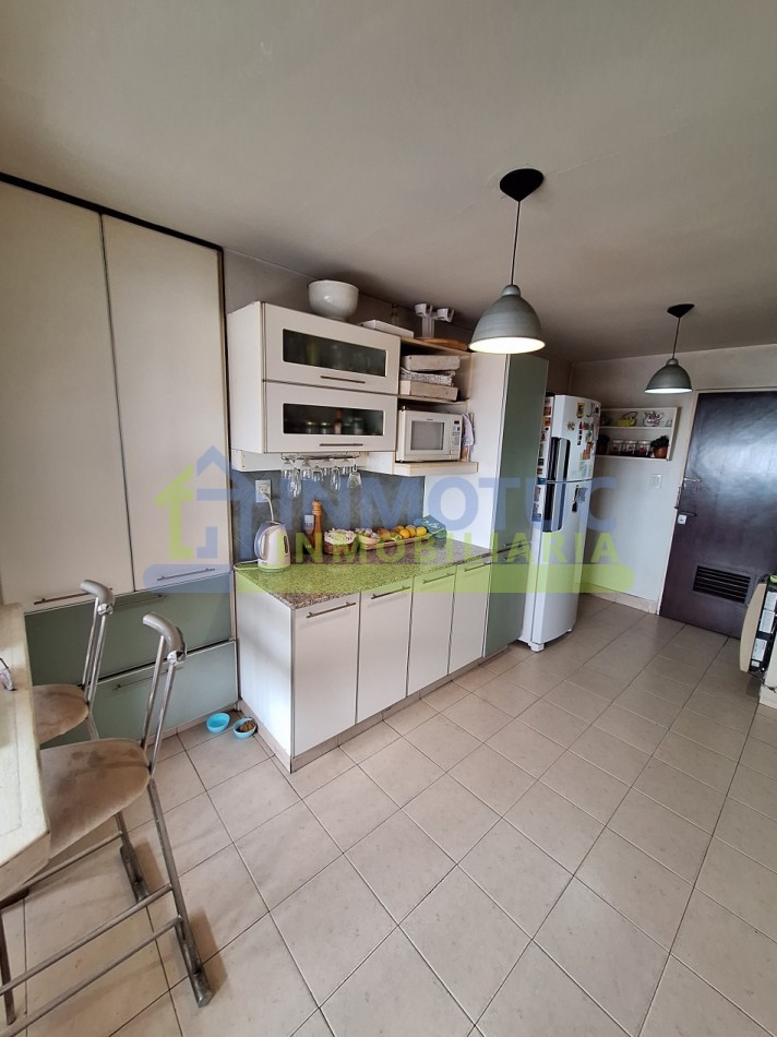 24 DE SEPTIEMBRE AL 600 (MICROCENTRO) DEPARTAMENTO 3 DORMITORIOS + DEPENDENCIA DE SERVICIOS - 3 BAÑOS