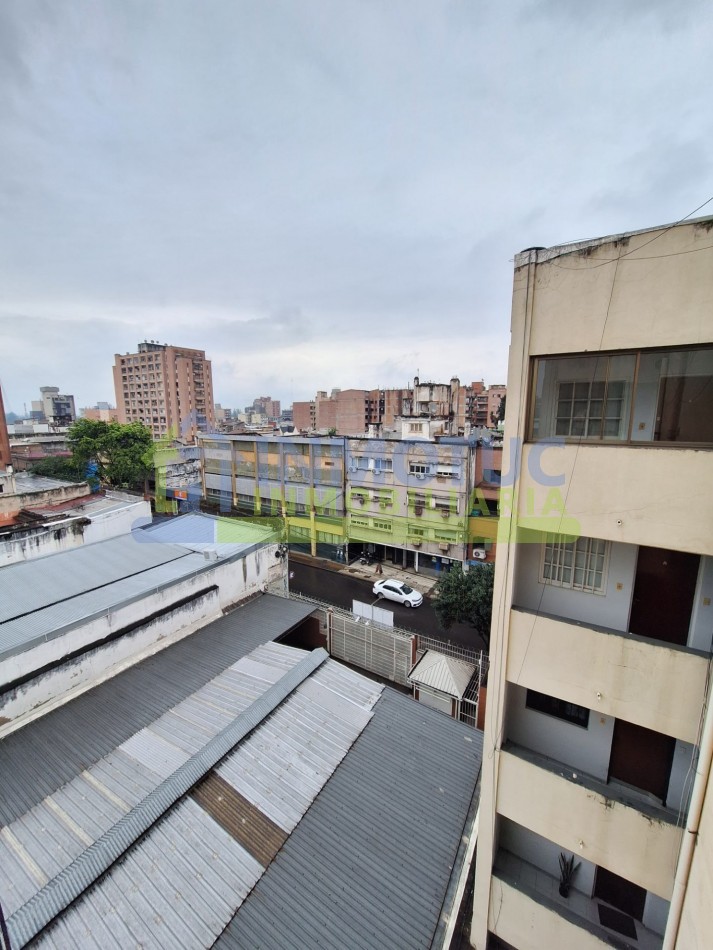 ALQUILER DEPARTAMENTO DE 1 DORMITORIO CON BALCON - LAVADERO - CRISOSTOMO ALVAREZ 300 - CENTRO 