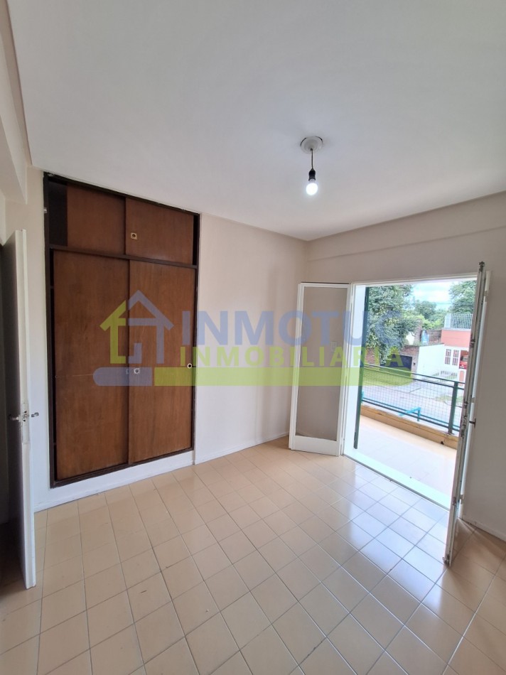 DPTO. Paso de Los Andes al 700 - 3 Dorm. - 2 Baños - Sup. Propia 82 m² + cochera