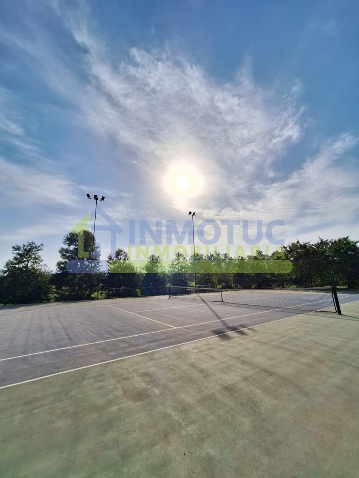 COUNTRY VILAGO - LOTE PERIMETRAL 700M2 APROX