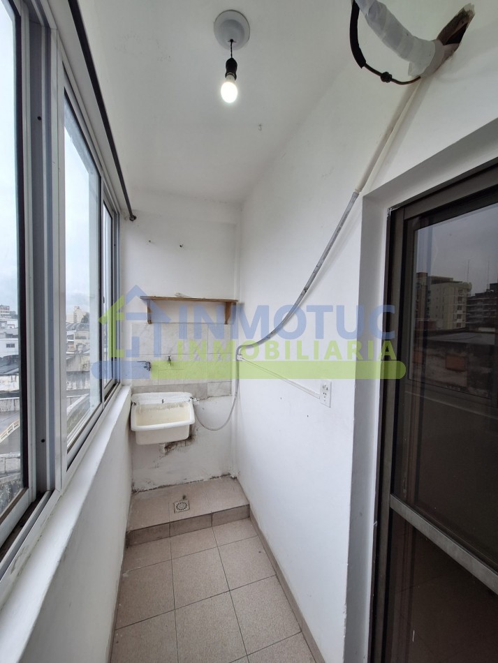 ALQUILER DEPARTAMENTO DE 1 DORMITORIO CON BALCON - LAVADERO - CRISOSTOMO ALVAREZ 300 - CENTRO 