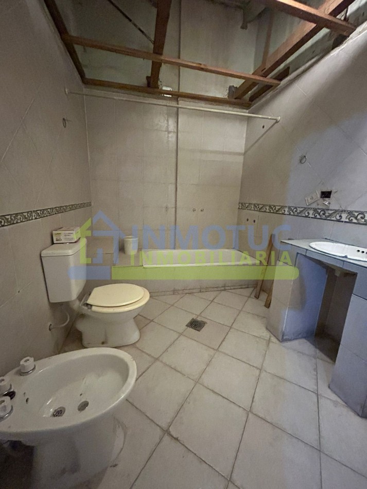 VENTA O ALQUILER CASA 4 DORM  - BARRIO SUR - LAS HERAS  AL 200 