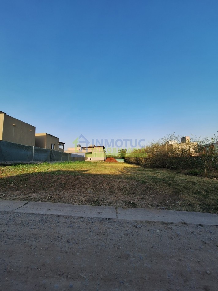 TERRENO CENTRAL - FINCAS DEL MANANTIAL BARRIO PRIVADO