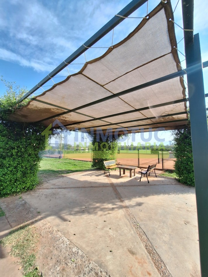 COUNTRY VILAGO - LOTE PERIMETRAL 700M2 APROX