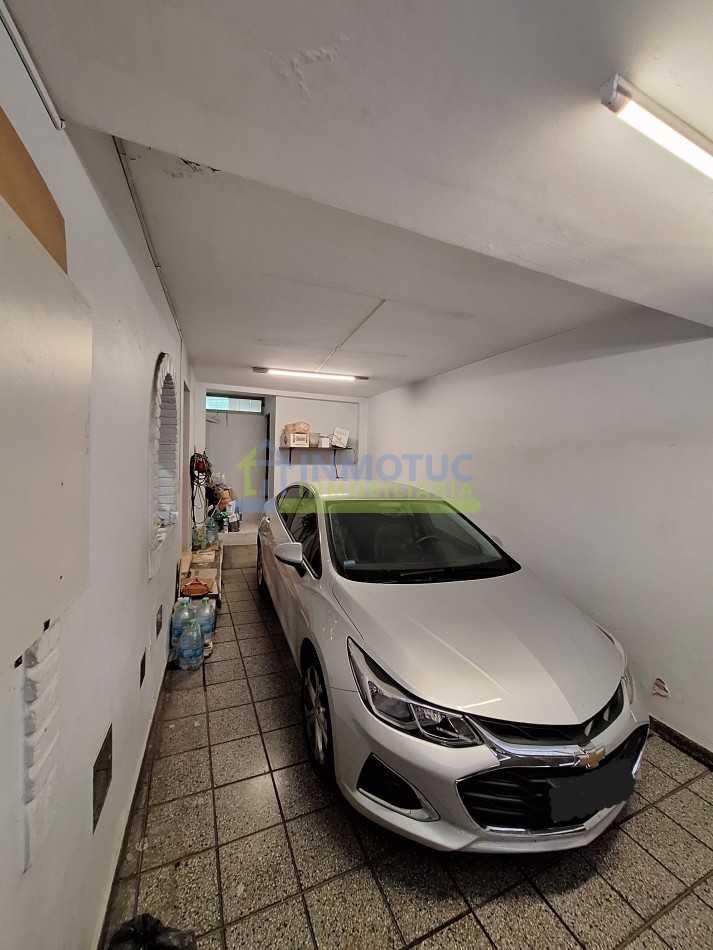 CASA BARRIO SUR - LAS HERAS AL 200 - 3 DORM. 5 BAÑOS - COCHERA